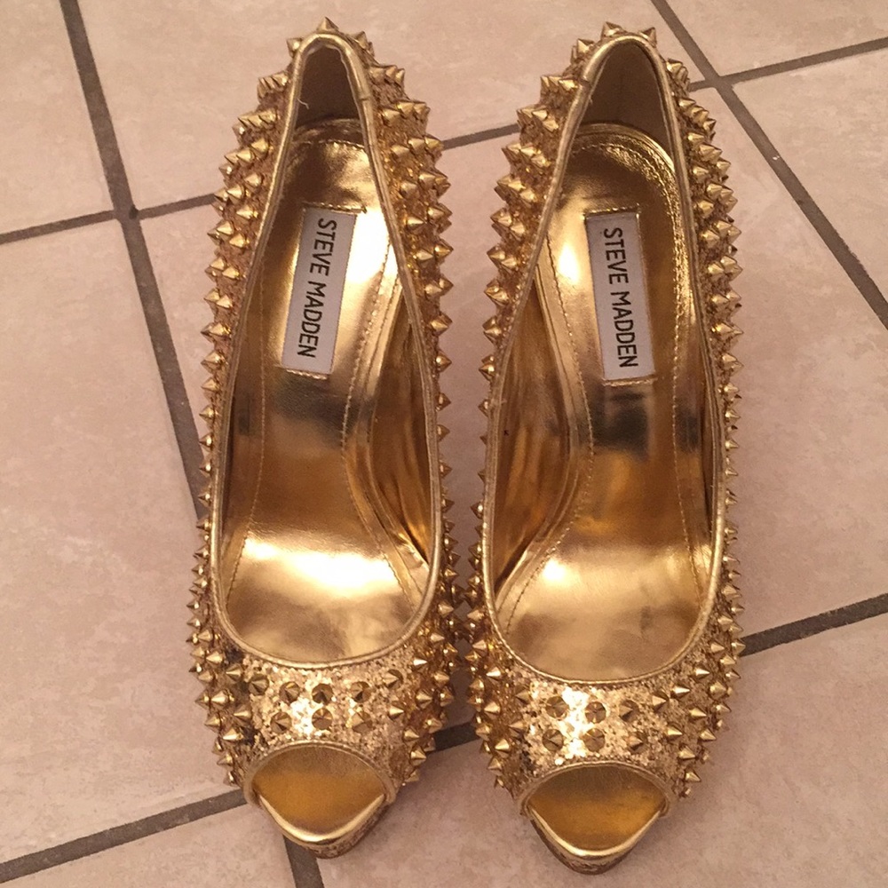 Steve Madden Gold Studded Peep-Toe Pumps